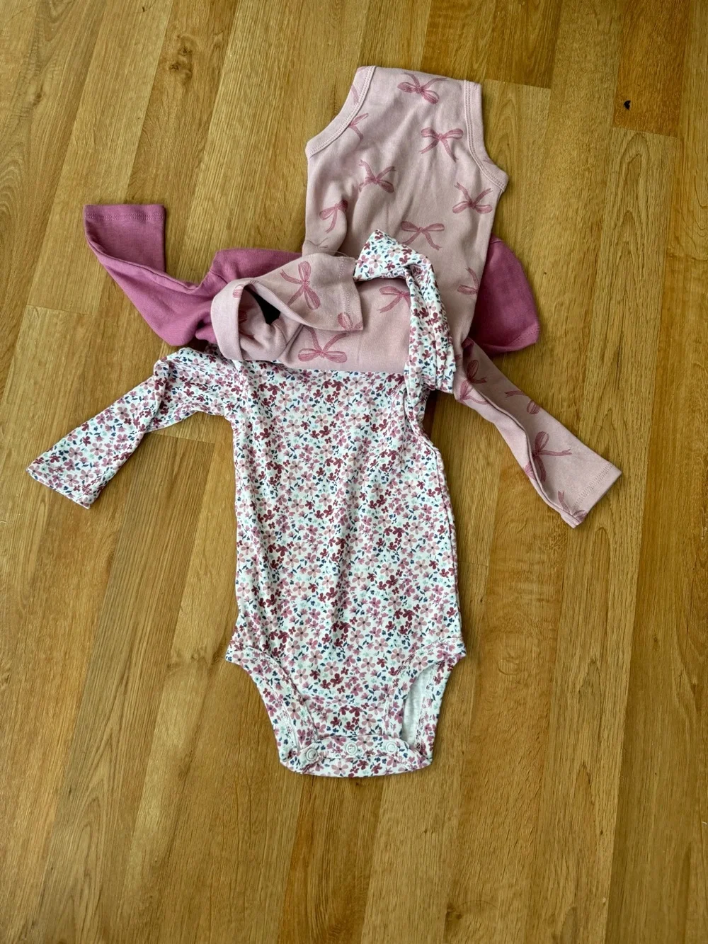 10 Long-Sleeve One-Piece Bodysuit
